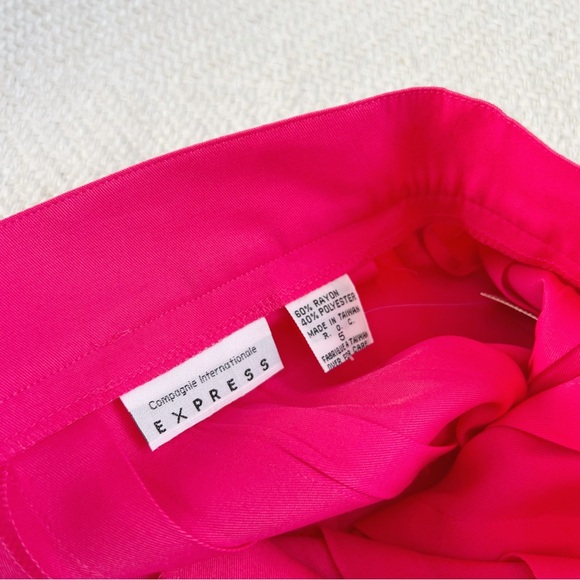 90s Compagnie Internationale Express Pleated Hot Pink Mini Skirt Deadstock NWT - Picture 3 of 6